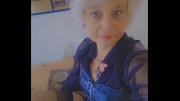 Sophie femme mature femme fatal qui aime le sexe