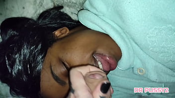 Ejaculação na africana sem limites
