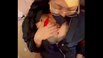 Buru buru ngentot sama istri teman sebelum suaminya pulang