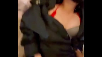 Buru buru ngentot sama istri teman sebelum suaminya pulang