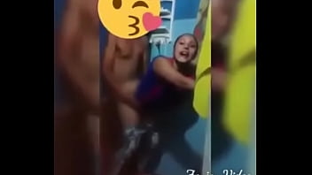 Colombiana perra culiando la desvergonzada