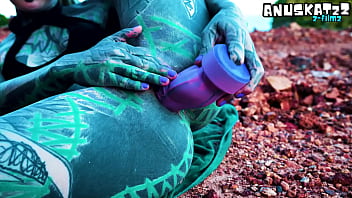 I masturbate outside my anal hole with dildo until i need to pee