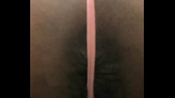 Nellycantsay twerking in restroom