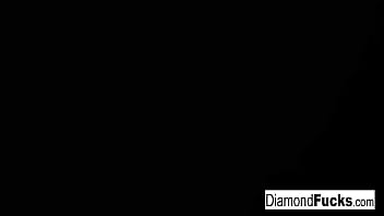 Sexy latina fucks herself