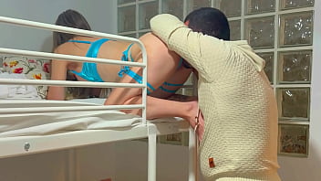 Comida de coño y sexo anal mañanero con mi novio