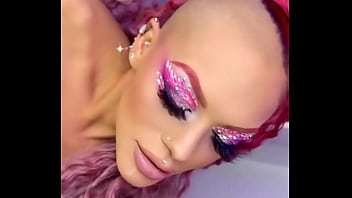 Good morning you like blondes