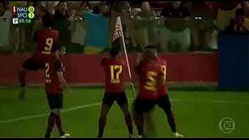 Botando na galeguinha