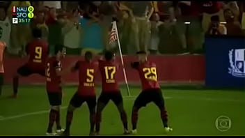 Botando na galeguinha