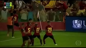 Botando na galeguinha