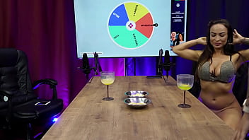 Nucast caiu na roleta do prazer tem que fazer Nucast caiu na roleta do prazer tem que fazer