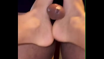 Come thru orlando gonna be in your area within 12 me to meet p s i am not the feet in the video i’m the