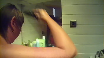 Que Du Bonheur Sortie De Piscine thumbnail