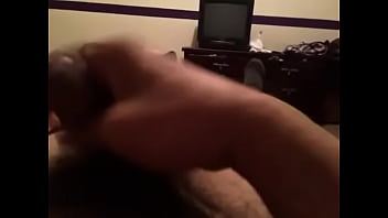 Masturbandome handjob