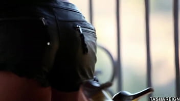 Hot tasha reign poses & plays with her horny cunt & nice tits