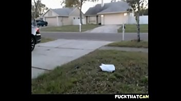 リル・c裸の逆立ち