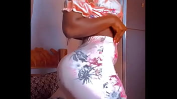 Lateefah getting ready for dick