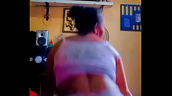 Putinha adora postar sua bunda no instagram Putinha adora postar sua bunda no instagram