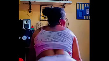 Putinha adora postar sua bunda no instagram