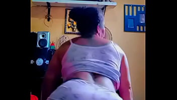 Putinha adora postar sua bunda no instagram