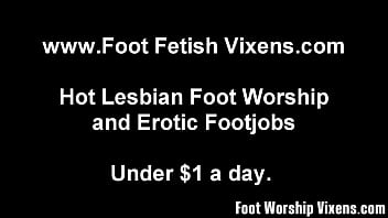 Lesbian foot worship and foot fetish porn vids