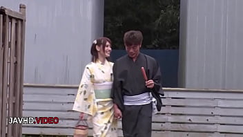 Tokyo temptress shares wild outdoor passion