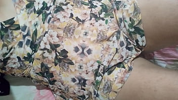 Enfiei o dildo na minha bucetinha e gozei gostoso