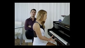 Angry man on lesson fucked the sexy yong bitch