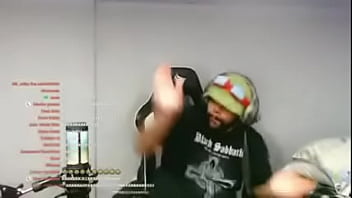 Luan gameplays ao som de ei psiu