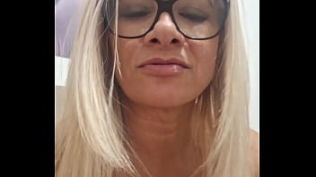 Estarei agora quarta feira dia 27 08 25 às 18h30 no cine chupar todas as picas quero uns 20 machos no mínimo