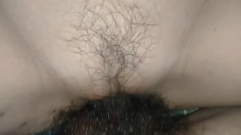 เย็ดหีเธอสาวสวยเอาควยยัดหีจนน้ำแตก