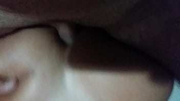 Cu de frente tequin vizinha