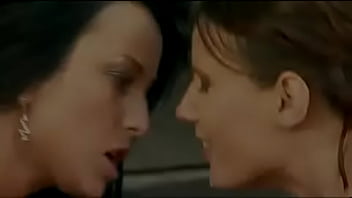 Claudia rossi and simonne style outdoor ffm threeway with masturbation