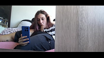 Esposa gulosa eu coloco pra mamar mesmo