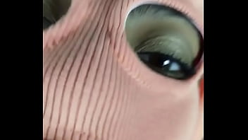 There ́s cold here don't you want to warm me up