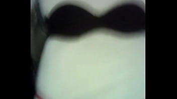 Masturbando meu travesseiro