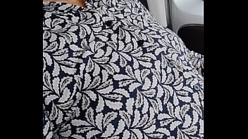 A quick rub in carpark