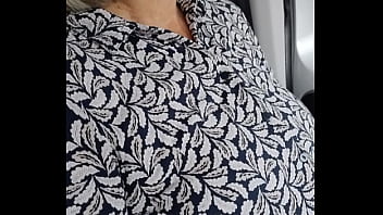 A quick rub in carpark