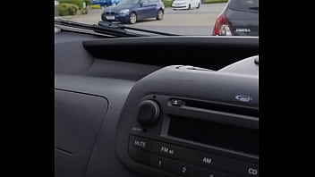 A quick rub in carpark