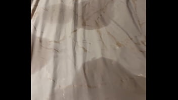 Extrait vidéo n•50 baise dans la cuisine squirt dans le lit