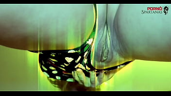 Cientista puta usa fórmula errada no marido e encolhe sua bilola