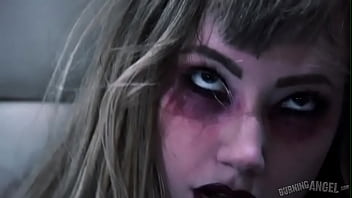 Goth teenager goes nuts and bangs an orderly in the asylum ivy wolfe