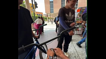 Traviesa traste grande detonanda