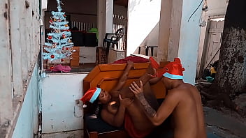 Hou hou hou mamãe nana diaba noéla recebeu grande presente en sua xota pequena no dia da purificação natal