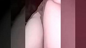 Mabellaxxx perra bien perucha putita chupando pinga y manoseandose