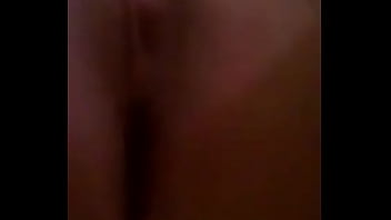 Gf rubs 1 out for side bbc while bf is at work