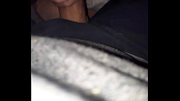 Amateur ann sucks deep in front seat