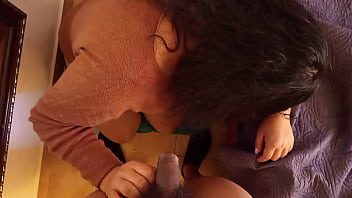 Mi amiga del campo quiere su dosis de leche no aguanta y se la doy