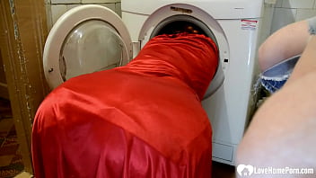 Mature woman takes my cock in doggy