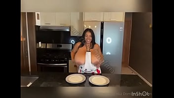 Miss issy cook boobs