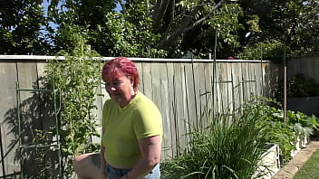 Nz milf slut pees on plants in the garden bed for better growth
